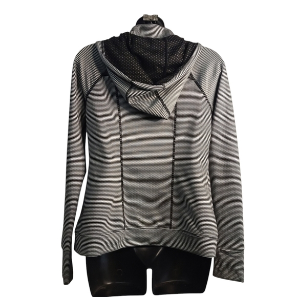 Tangerine Hoodie Women's Black White Striped Hoodie Size Medium - Picture 2 of 9